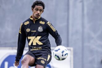 Confiança acerta empréstimo do atacante Andrey Quintino até 2026