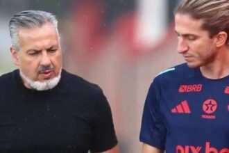Impasse na renovação de Filipe Luís paralisa mercado do Flamengo e deixa futuro de Cebolinha indefinido