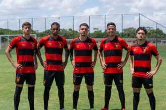 Sport divulga lista de 21 jogadores para disputar a Copinha 2026