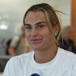 Sabalenka chega a Brisbane para defender título no WTA 500