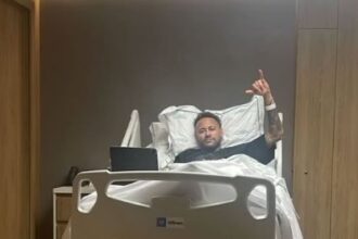 Santos atualiza estado de saúde de Neymar após cirurgia no joelho; procedimento foi um sucesso