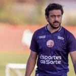 Dos gramados para a prancheta: Náutico anuncia ex-meia Robinho como auxiliar técnico para 2026