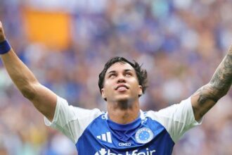 Cruzeiro rejeita nova oferta de 40 milhões de euros do Flamengo por Kaio Jorge