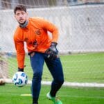 Sport negocia permanência de Caíque França após proposta do Guarani