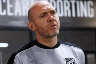 Ceará inicia pré-temporada com o técnico Mozart em Porangabuçu