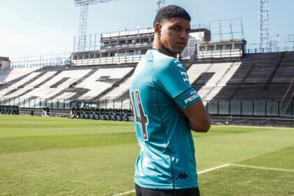 Sport fecha empréstimo do goleiro Halls para a temporada 2026