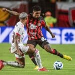 Vitória prorroga empréstimo de Jamerson até o fim de 2026