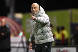 Chelsea oficializa saída do técnico Enzo Maresca