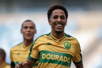 Juventude supera Sport e fecha acordo verbal com o volante Lucas Mineiro