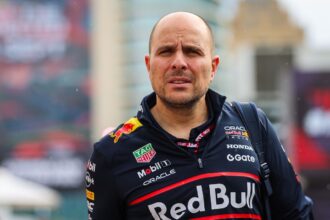 Red Bull confirma permanência de Gianpiero Lambiase como engenheiro de Verstappen em 2026