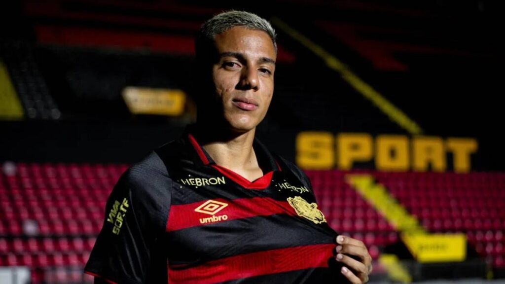 Sport negocia empréstimo de Carlos Alberto para equipe chinesa