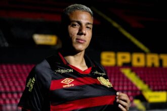 Sport negocia empréstimo de Carlos Alberto para equipe chinesa