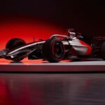 Schumacher assiste a corridas de F1 e utiliza cadeira de rodas, revela jornal britânico