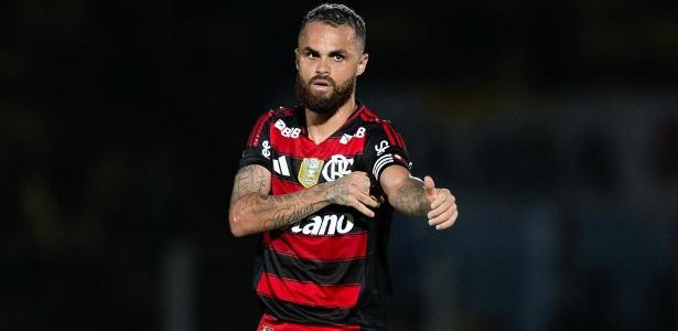 Santos negocia chegada do atacante Michael, do Flamengo