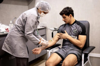 Jogadores do Ceará passam por exames laboratoriais no início da pré-temporada