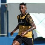 Sport negocia com Nilson Castrillón para reforçar a lateral direita