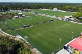 Retrô usa time B e derrota Defensa y Justicia em amistoso fechado no CT