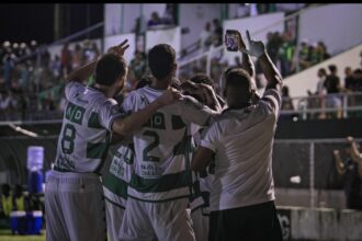Lagarto e Falcon ficam no 2 a 2 na estreia do Sergipão 2026