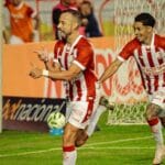 Com dois gols na estreia, Paulo Sérgio vira maior artilheiro da carreira pelo Náutico
