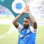 Flamengo vai à Justiça contra Gerson e empresa do pai para cobrar R$ 42,7 milhões