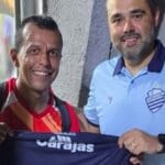 CSA homenageia Didira com camisa 19 após vitória sobre o Penedense