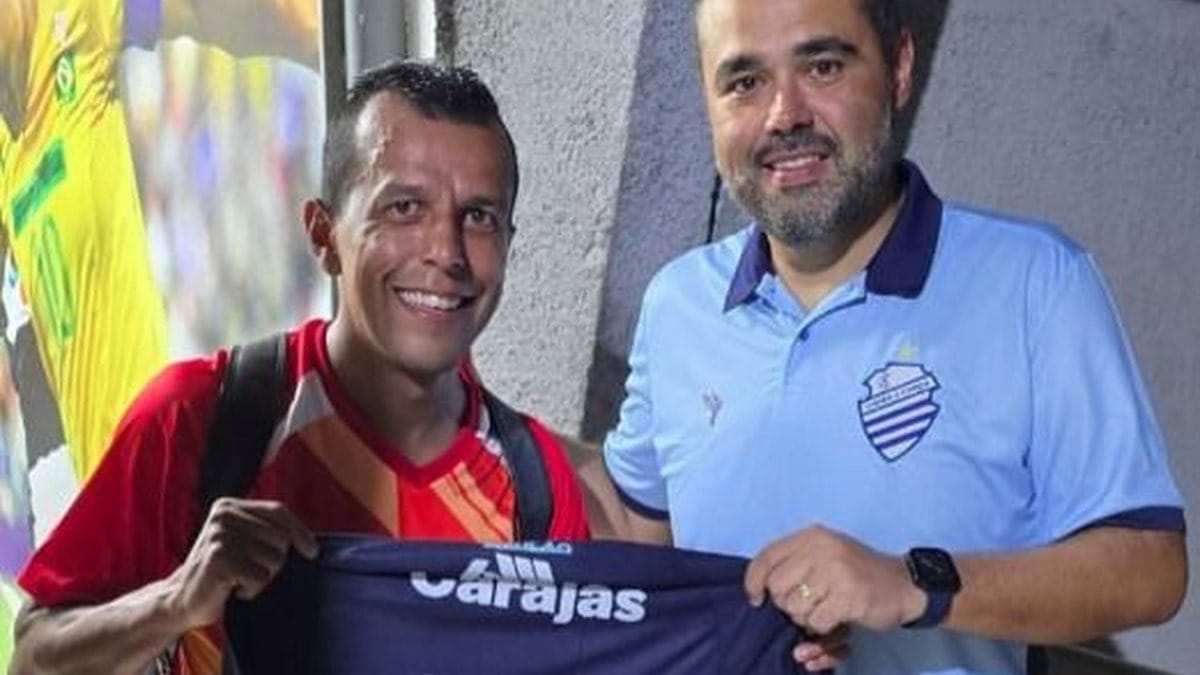 CSA homenageia Didira com camisa 19 após vitória sobre o Penedense