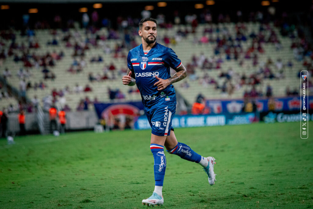 Fortaleza confirma empréstimos de Allanzinho ao Atlético-GO e Matheus Pereira ao Corinthians
