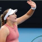 Andreeva leva título em Adelaide e chega confiante ao Australian Open