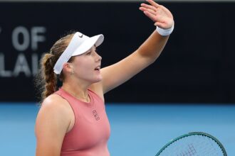 Andreeva leva título em Adelaide e chega confiante ao Australian Open