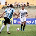 Grêmio amplia contrato de Roger e garante atacante até 2028