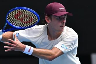 De Minaur e Rublev estreiam com vitórias tranquilas no Australian Open