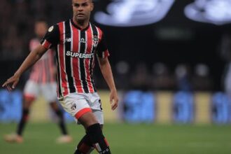Corinthians e São Paulo discutem empréstimo de Alisson após recusa de troca
