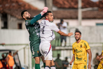 Expulsão após comemoração impede vitória, e Vitória empata com Porto no Baianão