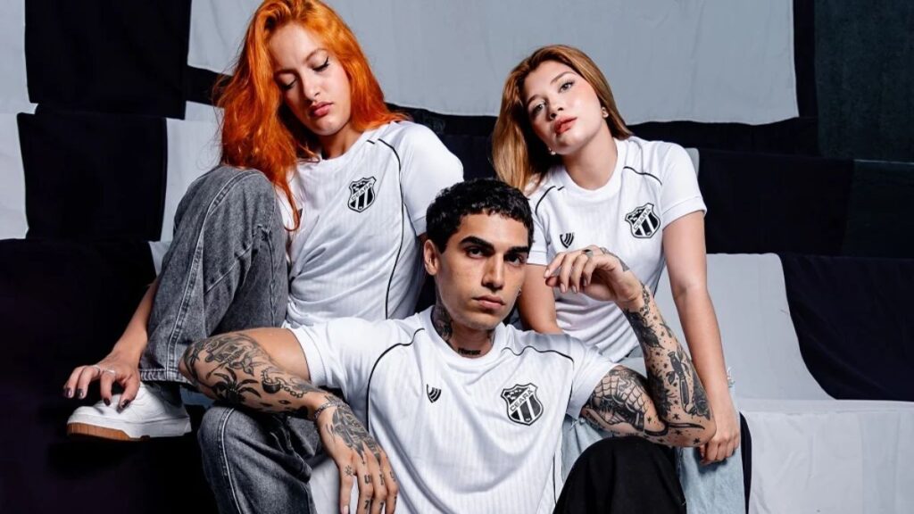 Ceará apresenta camisa 2 para a temporada 2026
