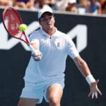 João Fonseca cai na estreia do Australian Open e sofre primeira eliminação precoce em Grand Slam