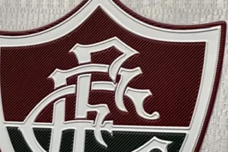 Fluminense intensifica busca por centroavante de destaque para a temporada 2026