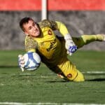 Sport impõe prazo para decidir situação do goleiro Thiago Couto