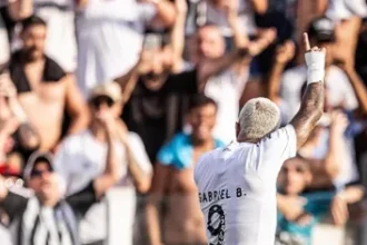 Santos conta com Vila Belmiro lotada para reagir no Paulistão