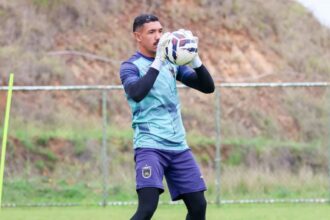 Retrô oficializa contratação em definitivo do goleiro Jefferson Paulino