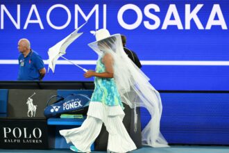 Alcaraz elogia estilo de Osaka enquanto uniforme de Sinner vira alvo de críticas no Australian Open