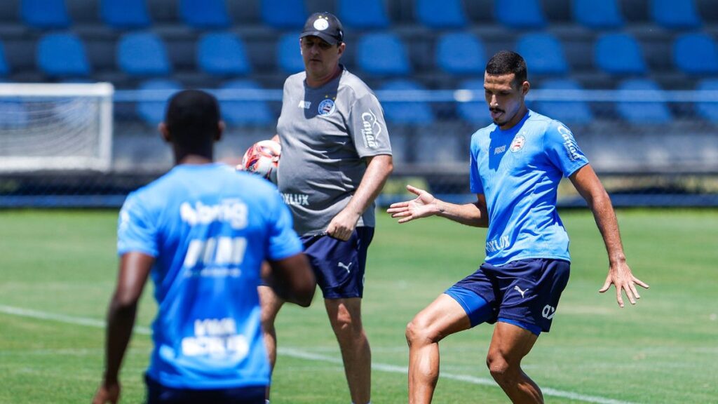 Bahia retorna aos treinos e mira o Ba-Vi de domingo