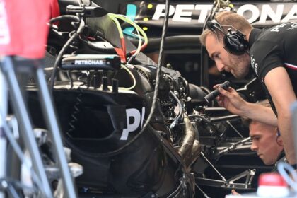 FIA mantém aval a ajuste de compressão nos motores Mercedes e Red Bull para 2026