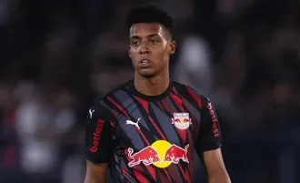 Vanderlan passa por cirurgia cerebral e inicia recuperação no Red Bull Bragantino