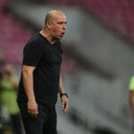 Jaguar demite Toninho Pesso após goleada sofrida diante do Náutico