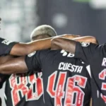 Boavista e Vasco duelam neste domingo pela Taça Guanabara; veja horário, onde assistir e prováveis times