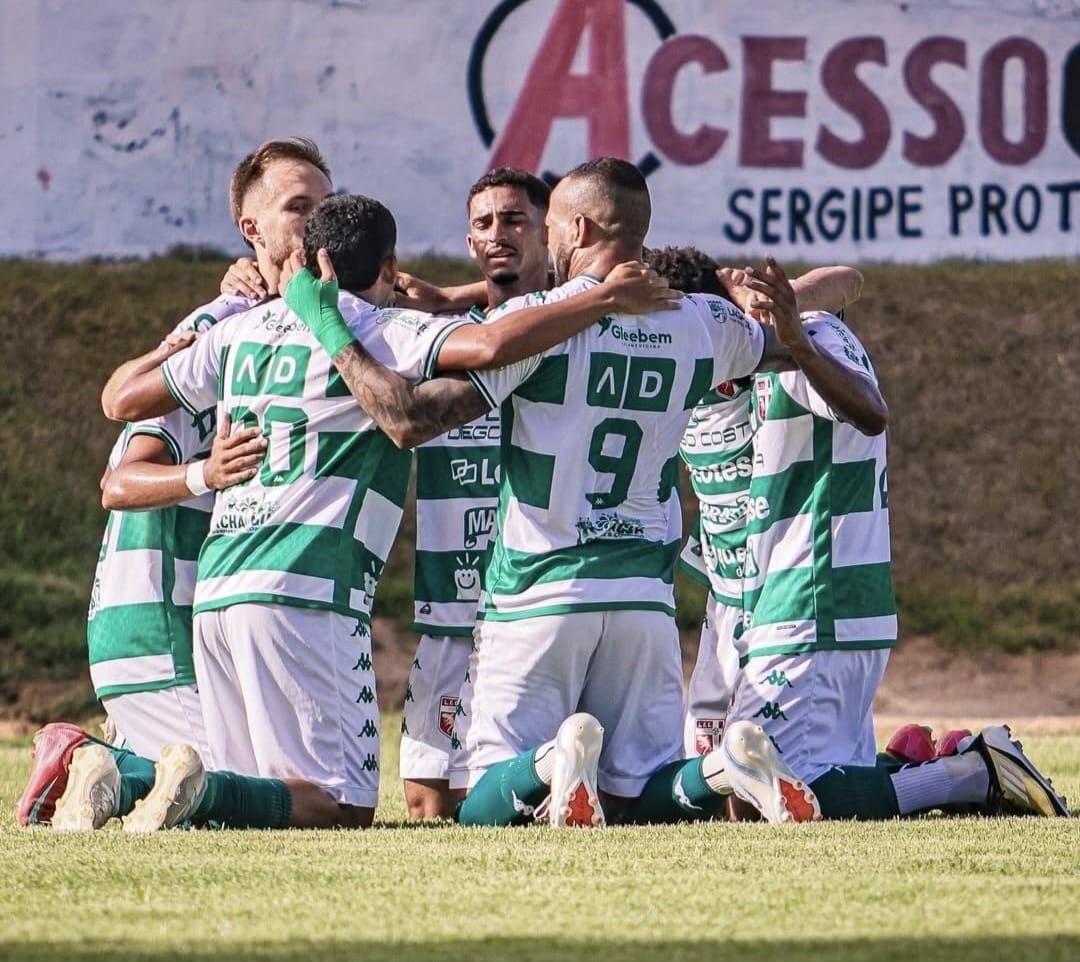Lagarto atropela Dorense por 5 a 1 e assume a vice-liderança do Sergipano 2026