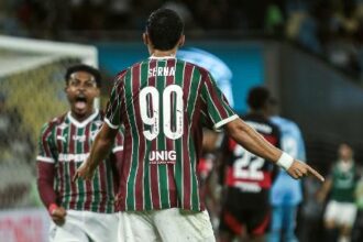 Erros na zaga derrubam Flamengo, que se aproxima do “torneio da morte” no Carioca