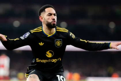 Matheus Cunha decide nos minutos finais e Manchester United derrota Arsenal no Emirates