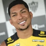 Santos negocia com Atlético-MG a contratação do atacante Rony