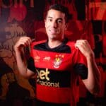 Sport oficializa contratação do uruguaio Carlos De Pena para a temporada 2026